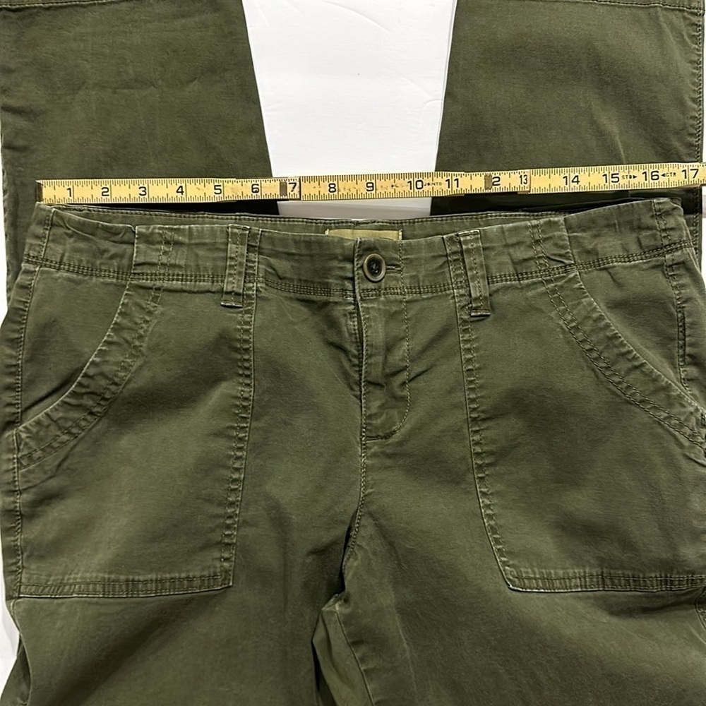 Old Navy Olive Green straight leg Chino pants size 10 short - Picture 6 of 9
